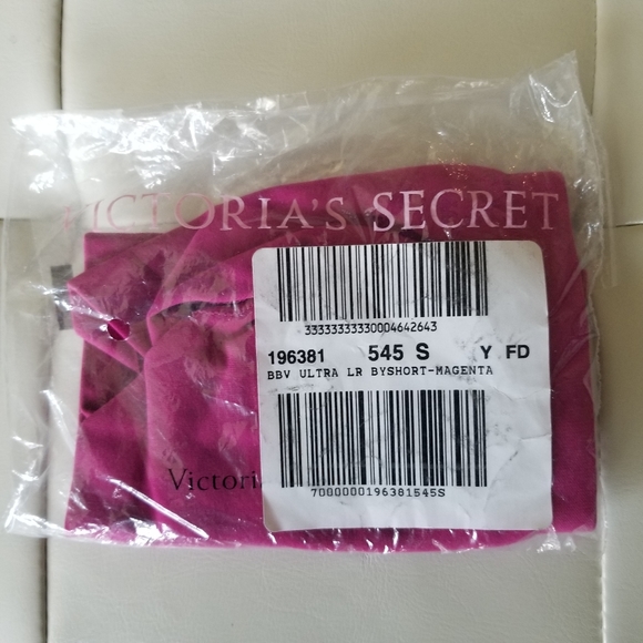 NWT Sealed/Original Packaging, Victoria Secret "Body by Victoria", "Boy Shorts " - Picture 1 of 4